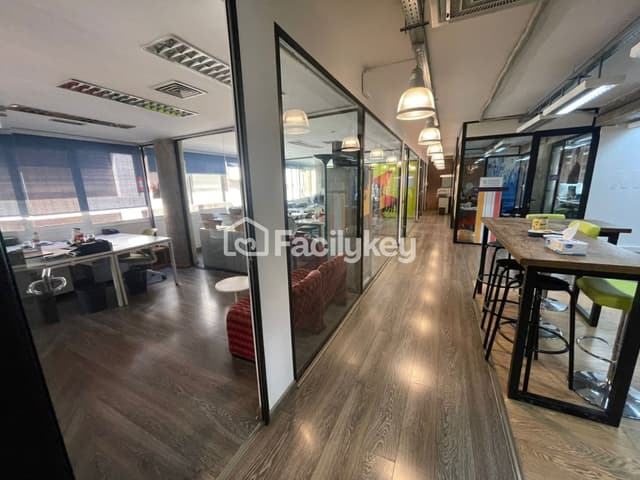 Bureau de 380 m² à Casablanca - 5
