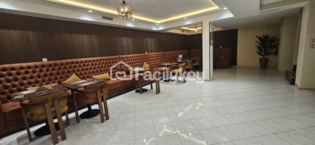 Local commercial de 230 m² à Casablanca - 18