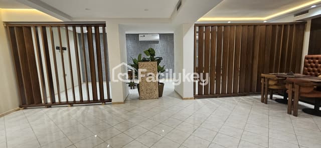 Local commercial de 230 m² à Casablanca - 21