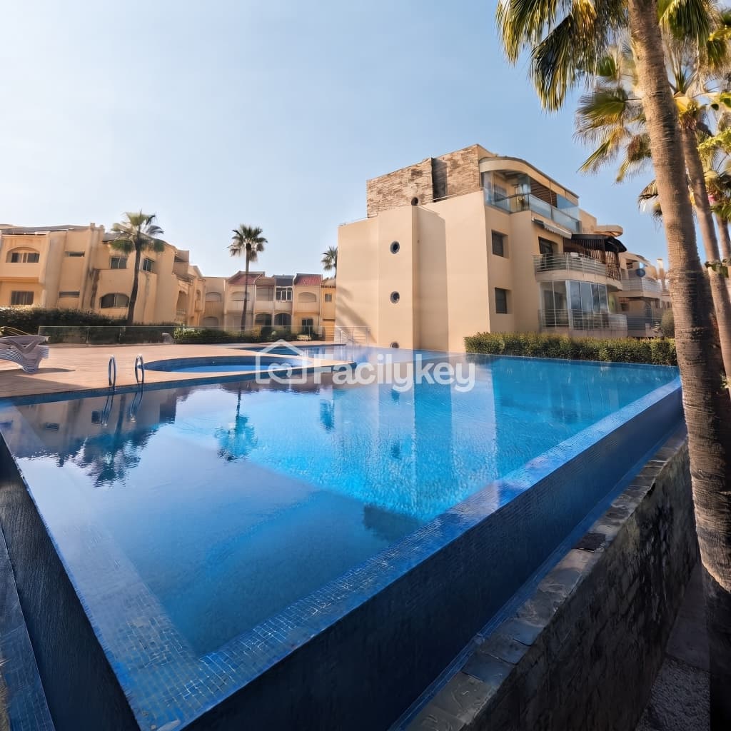 Appartement de 172 m² à Dar Bouazza - 2