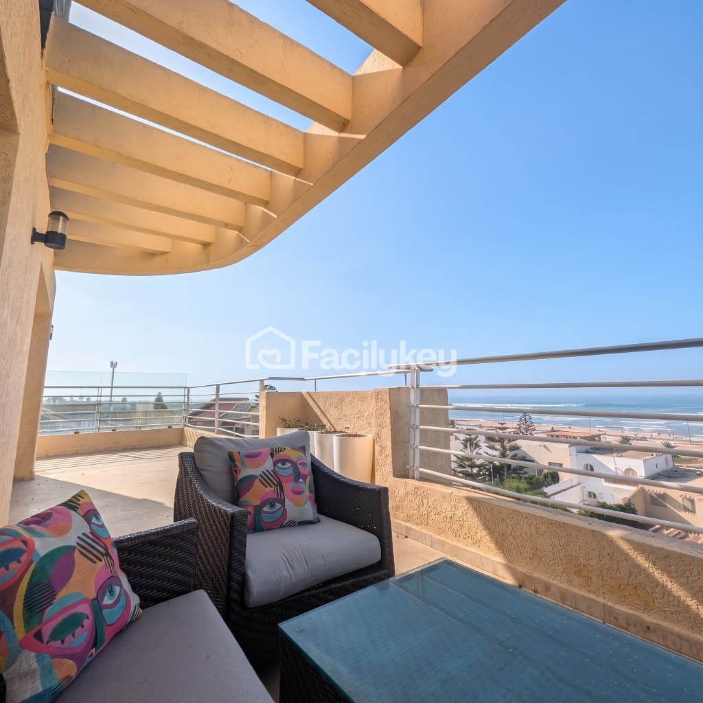 Appartement de 172 m² à Dar Bouazza - 1